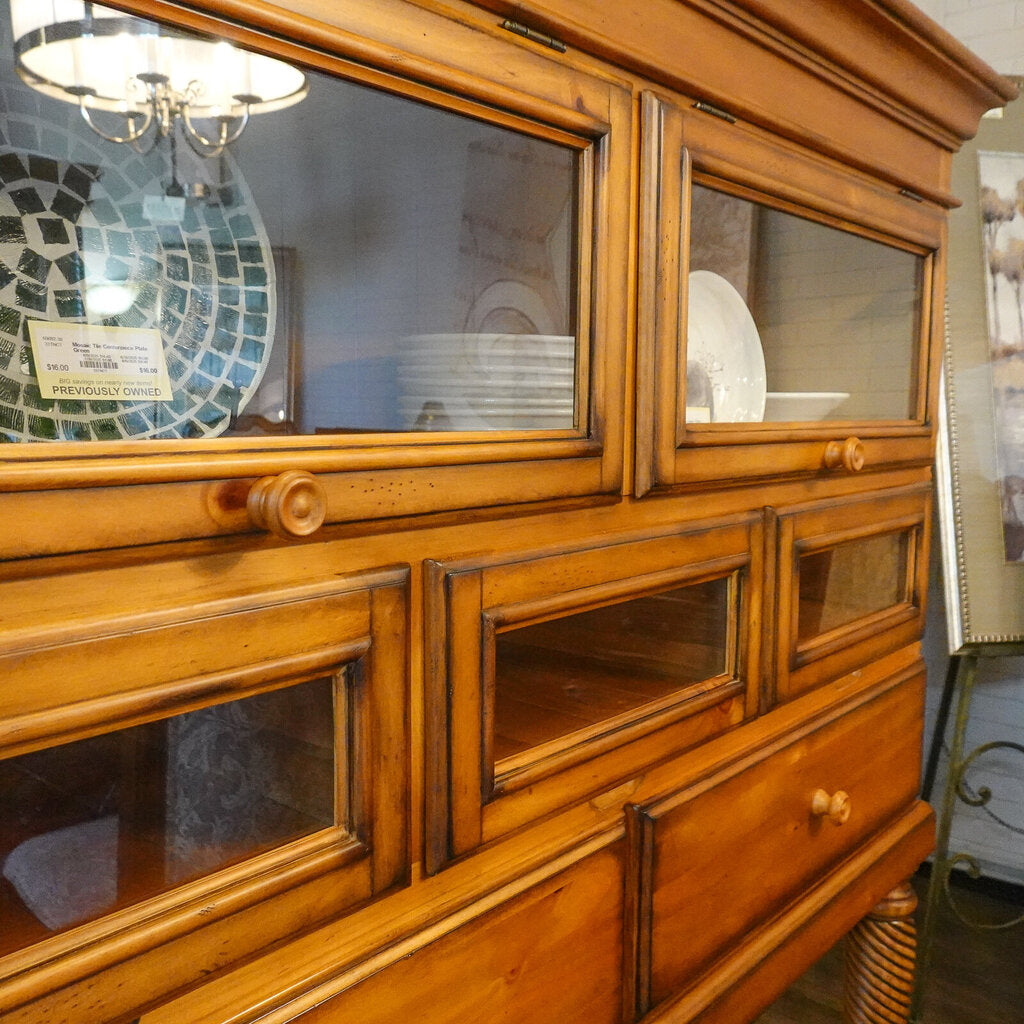 Sideboard Hutch