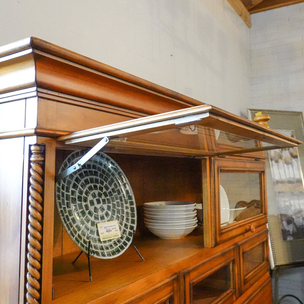Sideboard Hutch