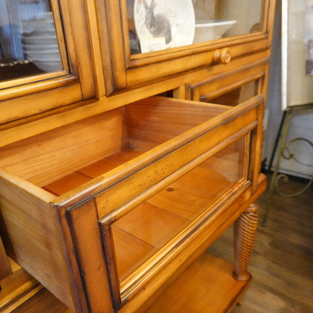Sideboard Hutch