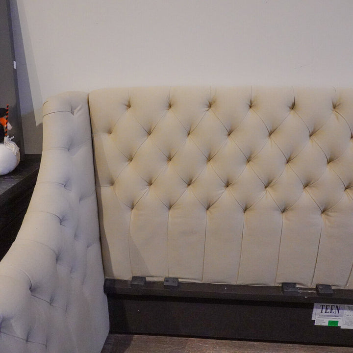 Orig Price $2548 - Tufted Daybed with Trundle