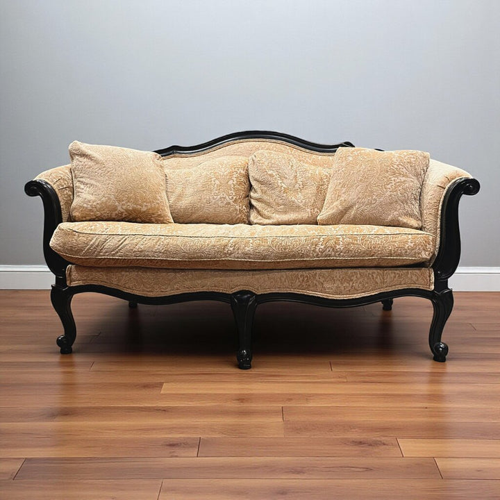 Evette Settee