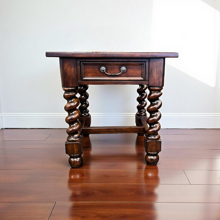 End Table w/ Drawer