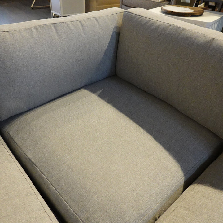 Orig Price $1000 - Indoor \ Outdoor Metal Frame Sectional