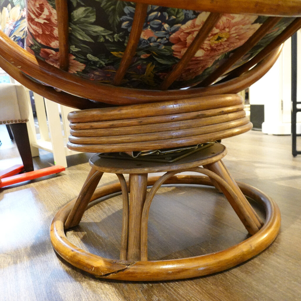 Vintage Rattan Swivel Tub Chair