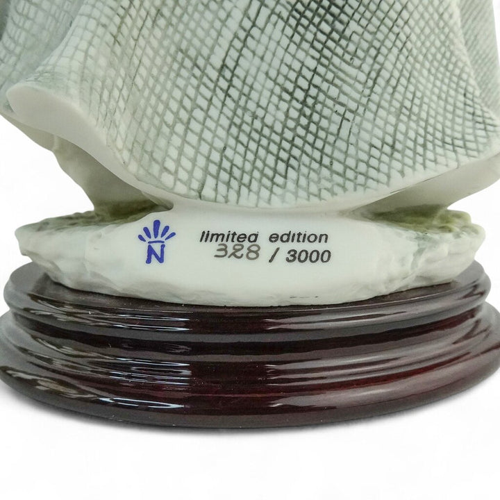 "Fragrance" 0340C Limited Edition