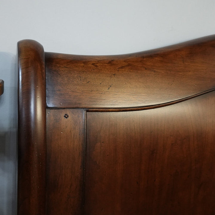 Sleigh Bed