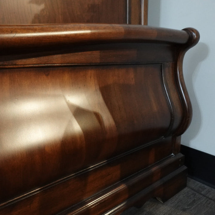 Sleigh Bed