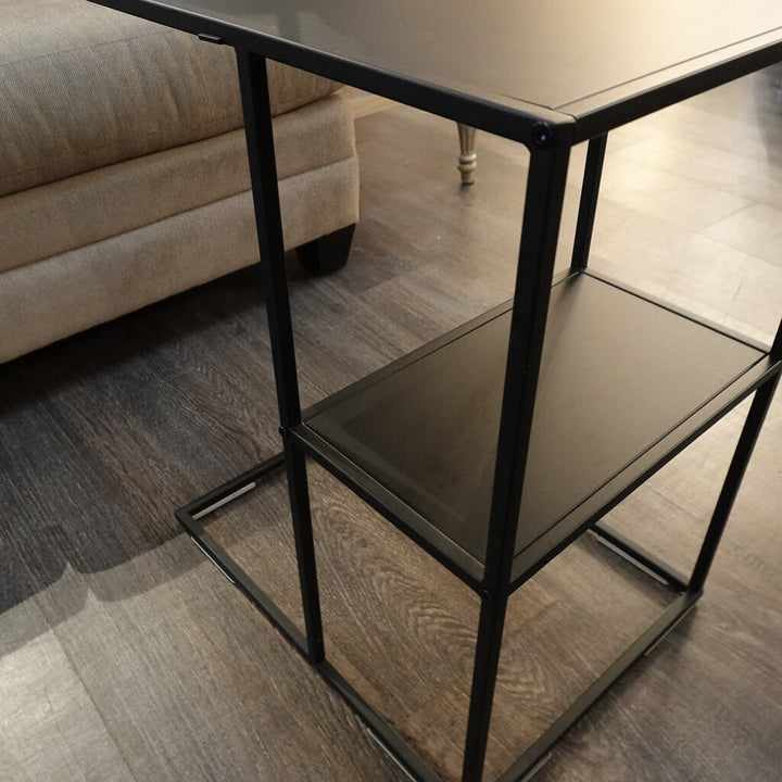 Metal C-Style Accent Table