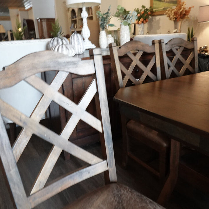 Orig Price $1640 - Dining Table with Butterfly Leaves and 6 Chairs