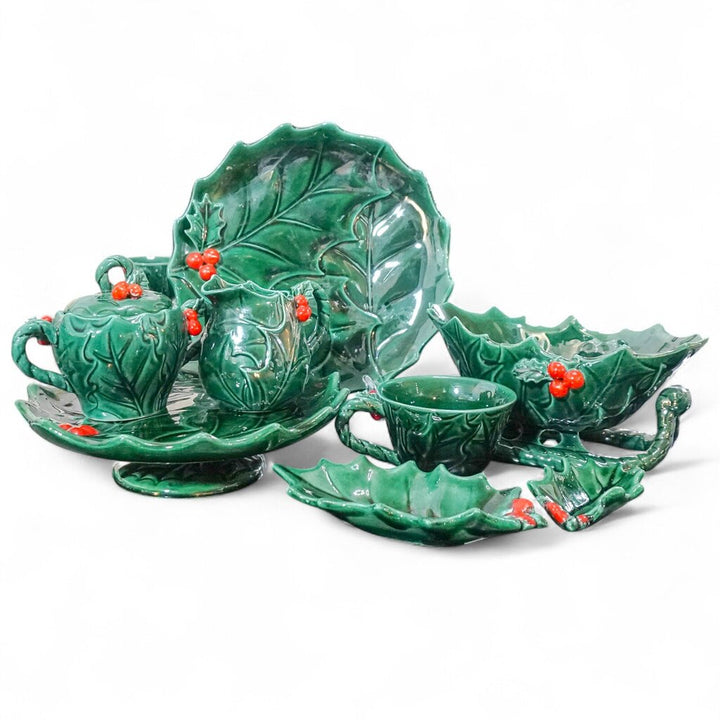 Vintage Holly Berry Dish Set