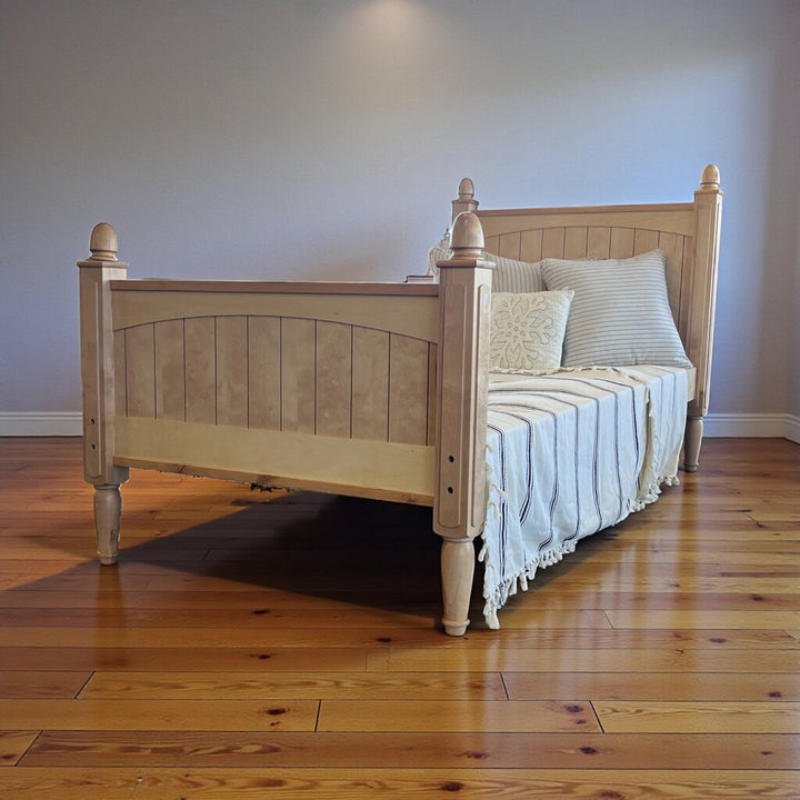 Orig Price $599 - Twin Bed