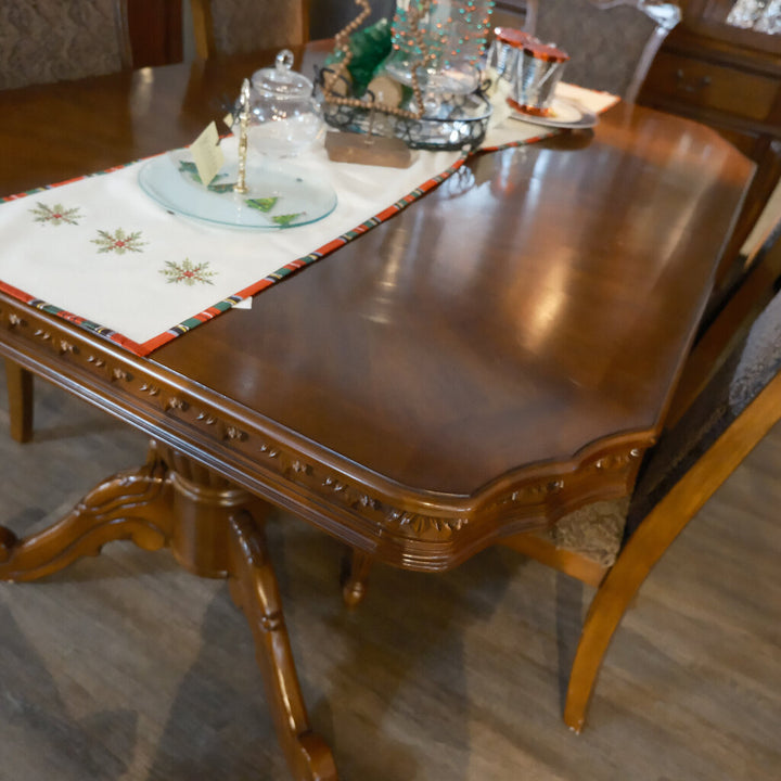 Dining Table with Leaf and 6 Chairs