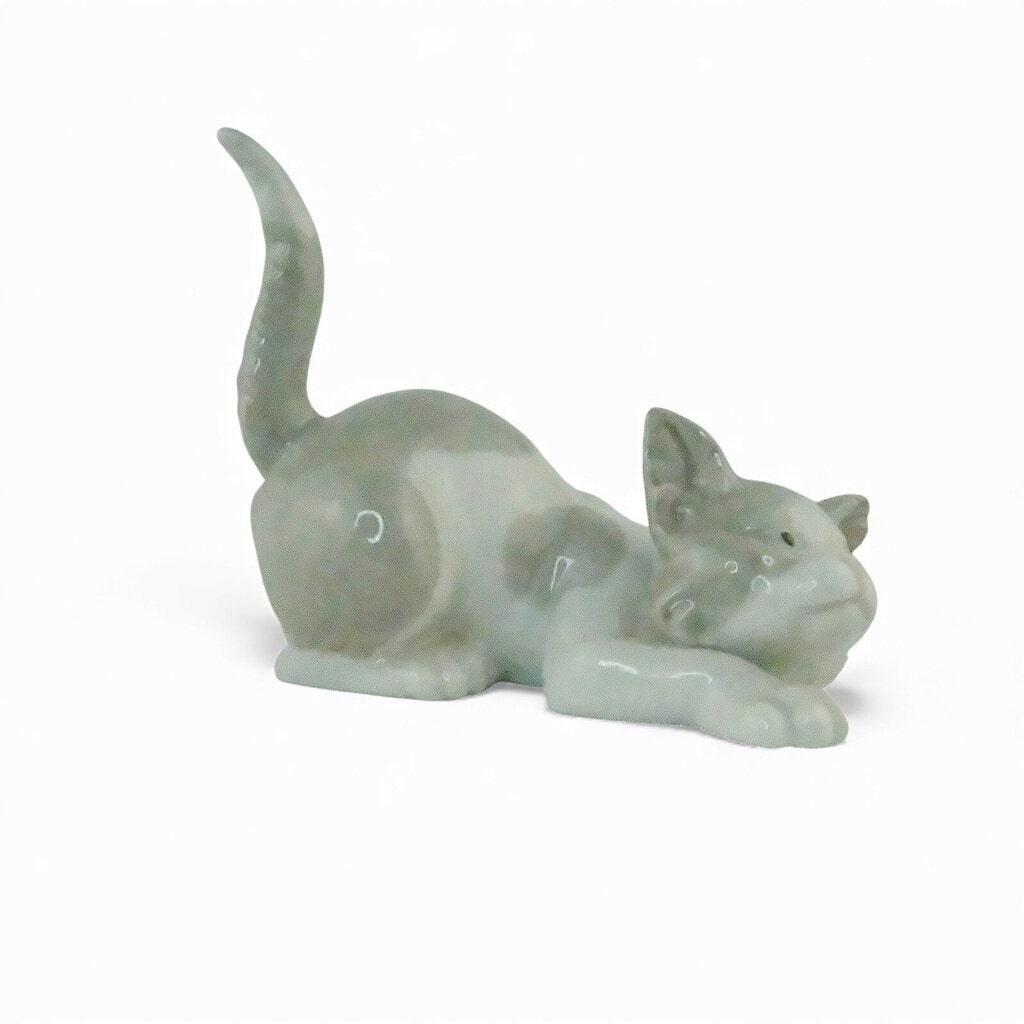 Vintage Attentive Cat - Acosta's Home