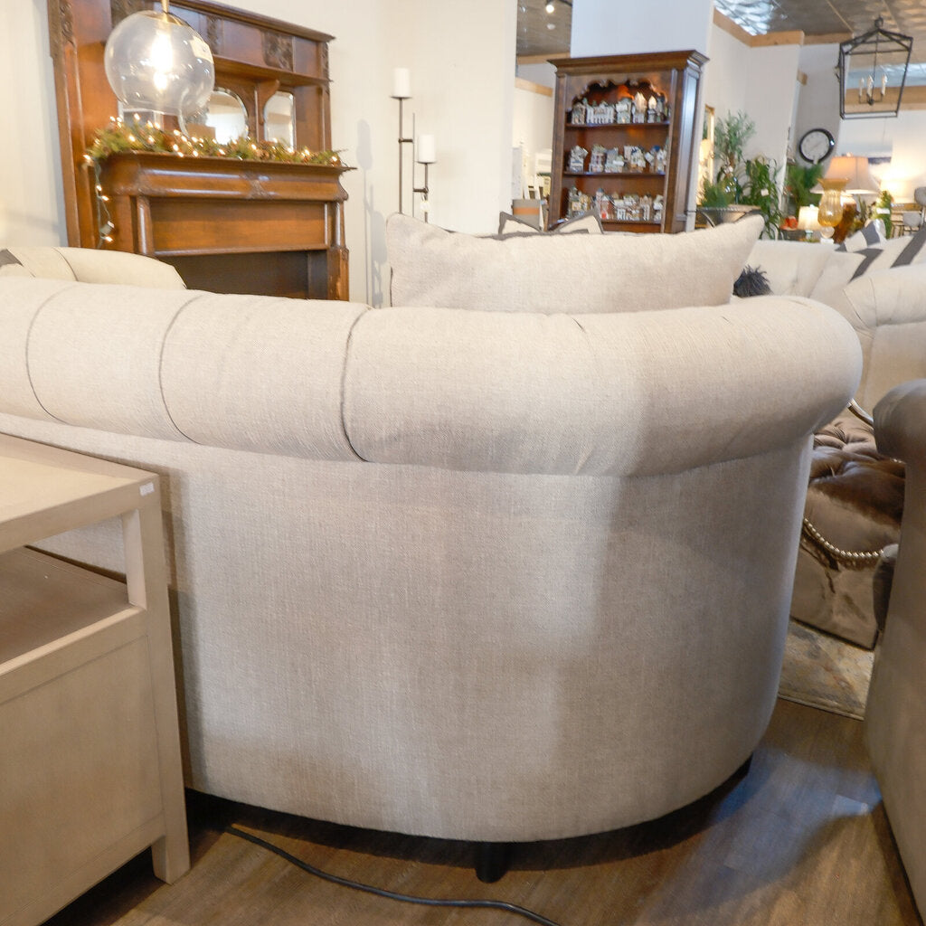 Linen Chesterfield Curve Sofa with Accent Pillows