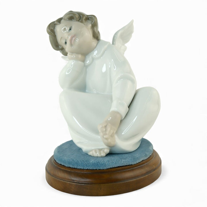 * "Angel Dreaming" 4961 - on stand