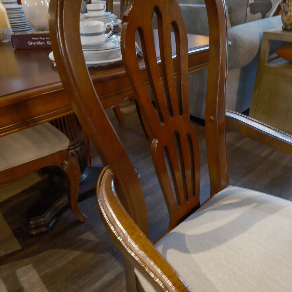 Orig Price $2962 - Dining Table with Leaf and 6 Chairs