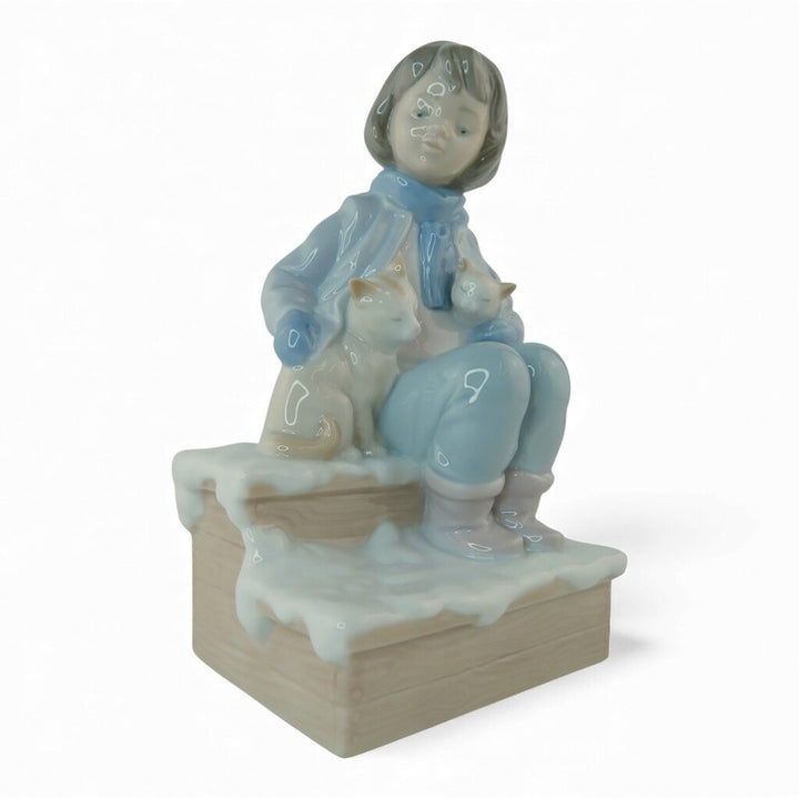 "Room for Three" 8023