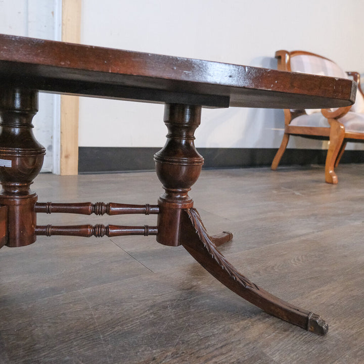 Early 20th Century Duncan Phyfe Style Oval Cocktail Table 7379 - Acosta's Home