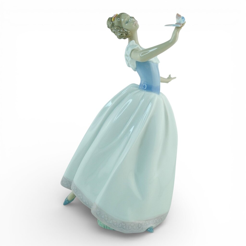 "So Beautiful" 6418 - Acosta's Home