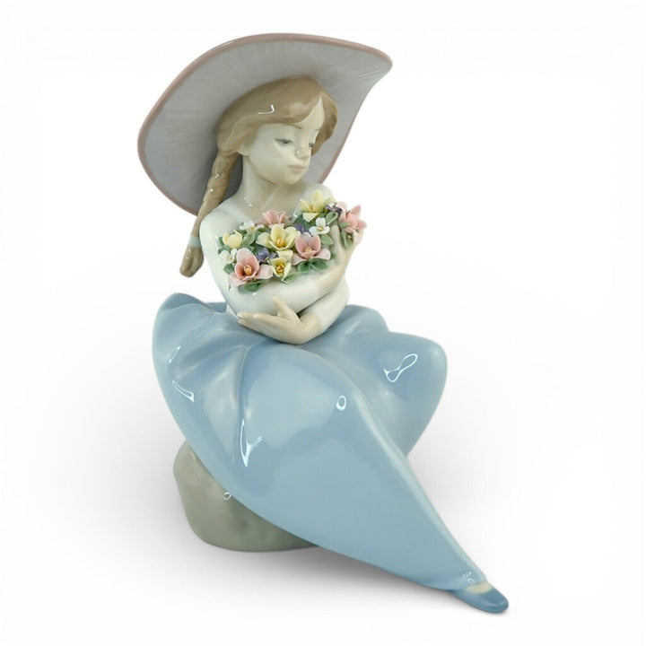 Fragrant Bouquet - Girl With Flowers 5862 - Acosta's Home