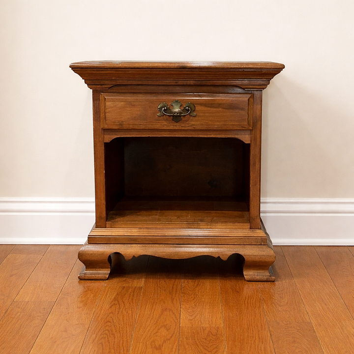 Vintage Night Stand w/ Drawer
