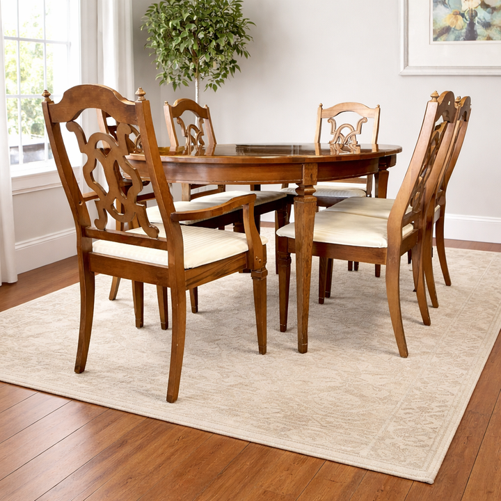 Dining Table w/ Chairs & 2 Leaves