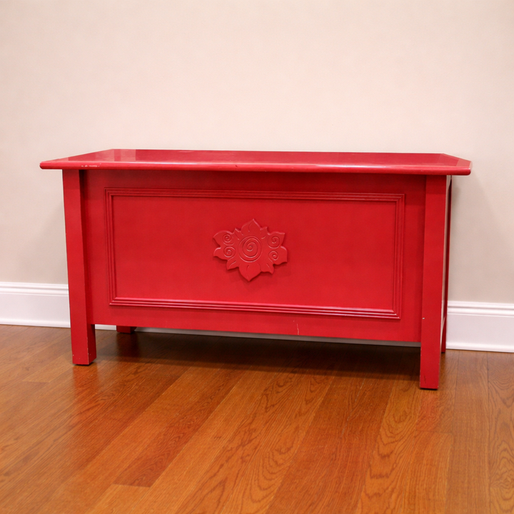 Accent Trunk