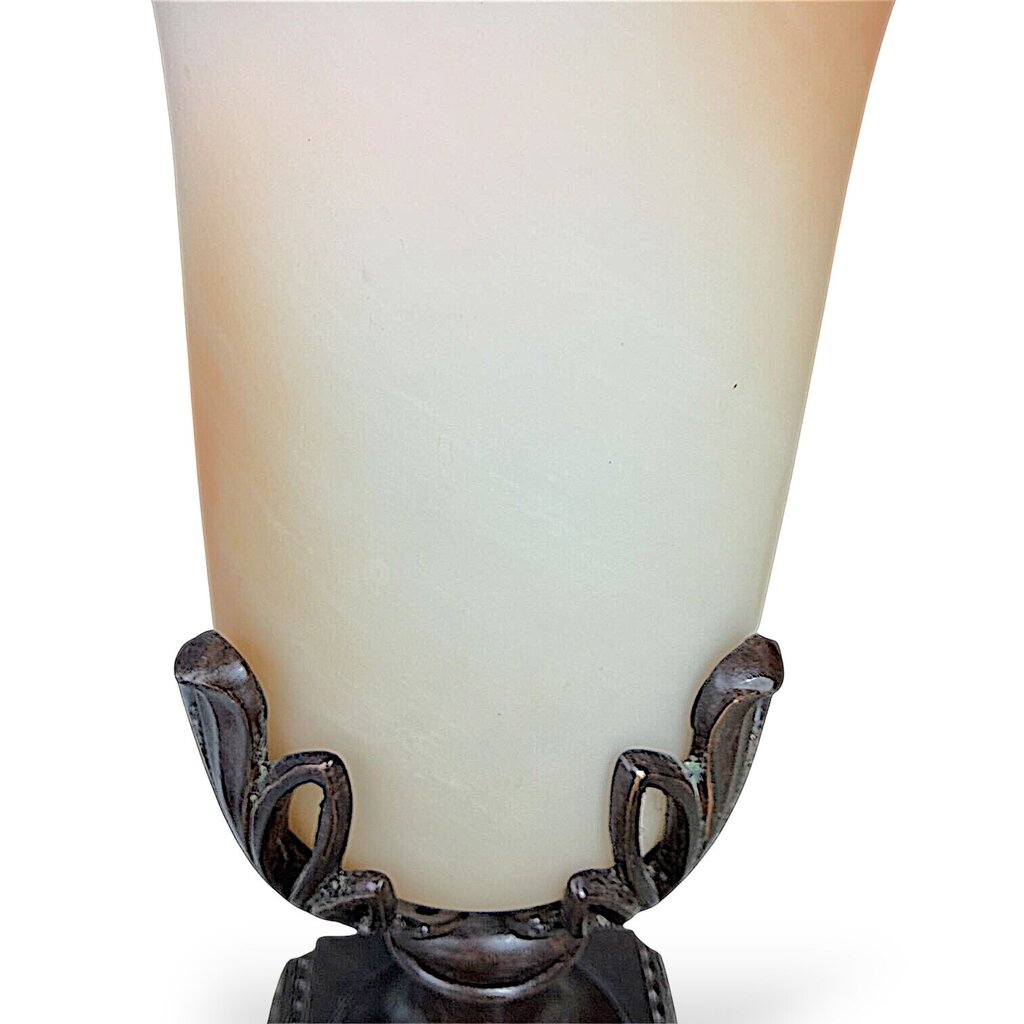 Orig. Price $169 - Garden Blossom Traditional French Table Lamp