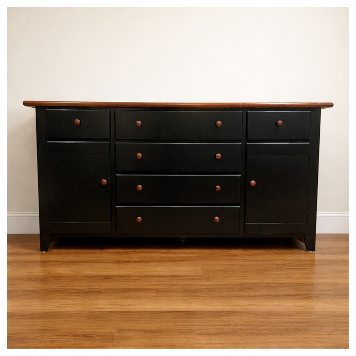 Two Tone Buffet