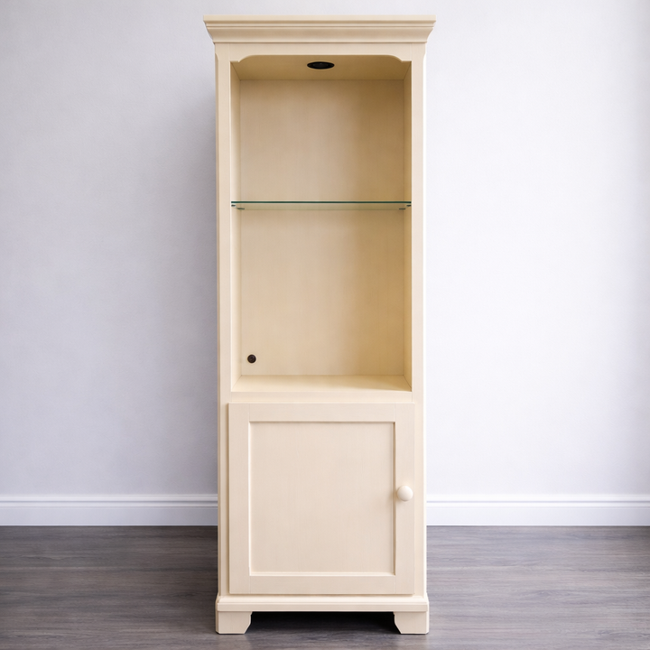 * Orig Price $350 - Narrow Bookcase
