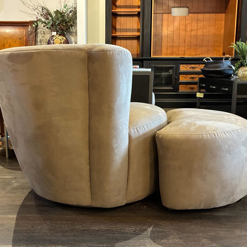 Vladimir Kagan Inspired Nautilus Swivel Chair with Ottoman
