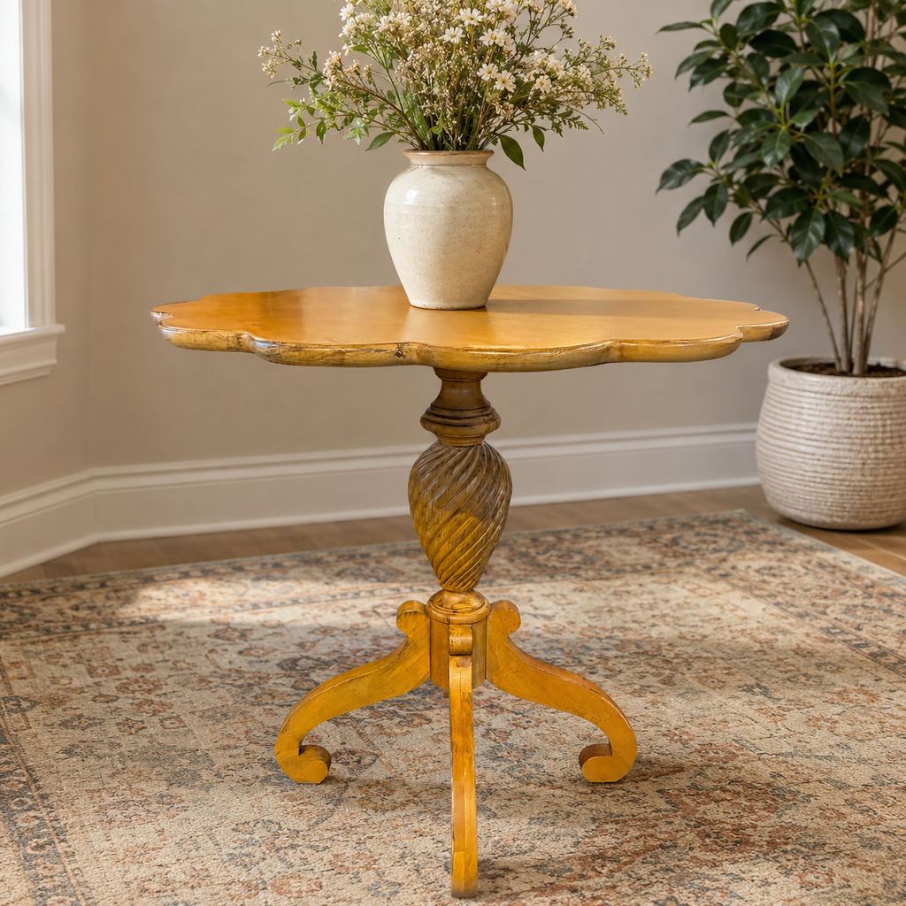 Scalloped Lamp Table