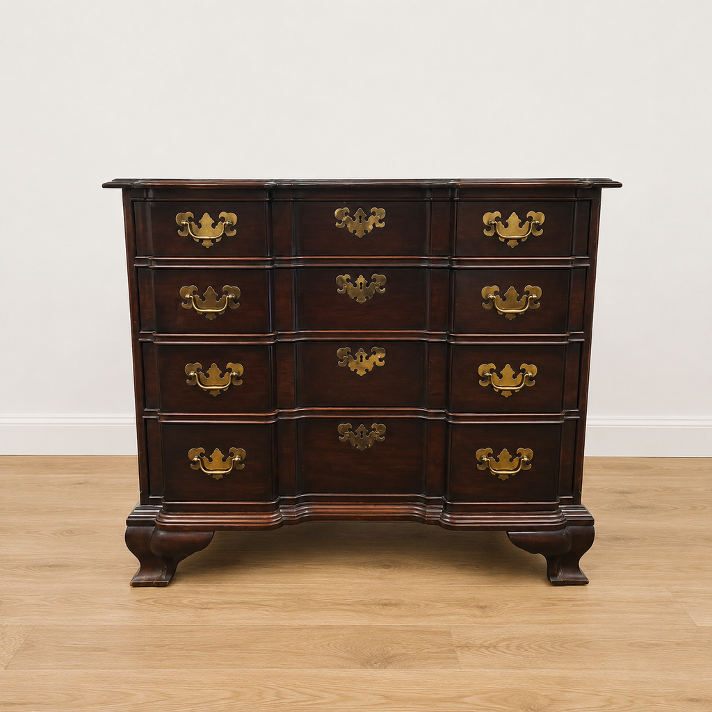 Bachelor's Chest