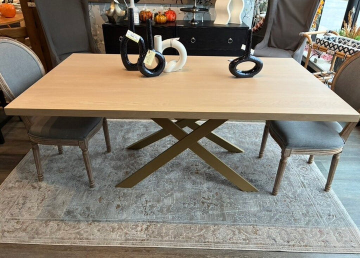 Ascencio Dining Table
