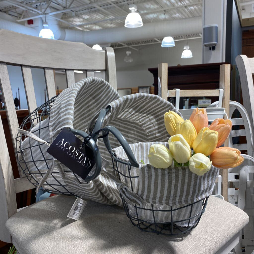 Set of 3 Round Chicken Wire Baskets with Cotton Liners