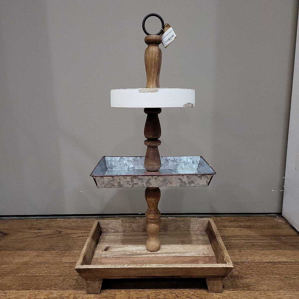 Circa Tiered Server - Acosta's Home