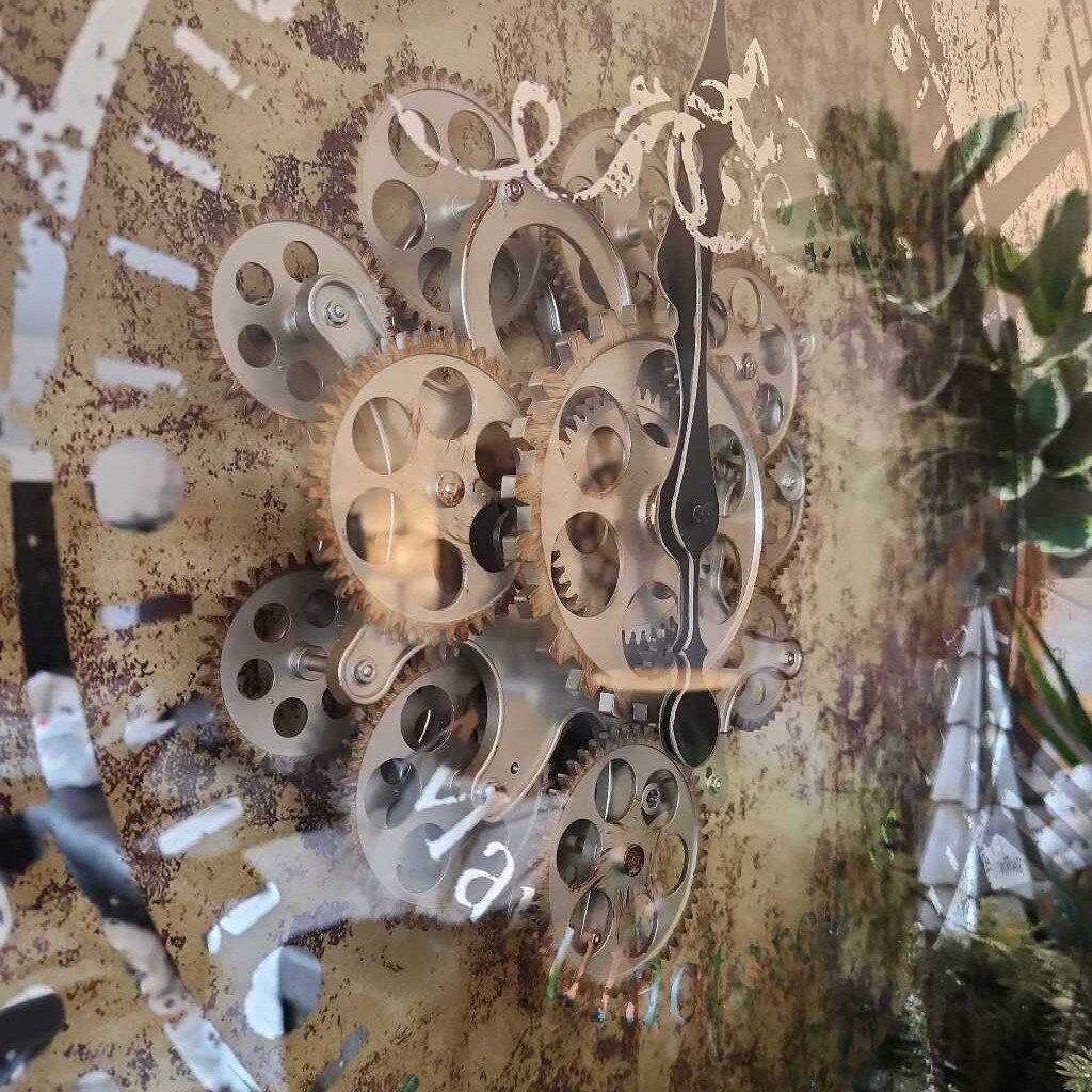 Square Gear Clock