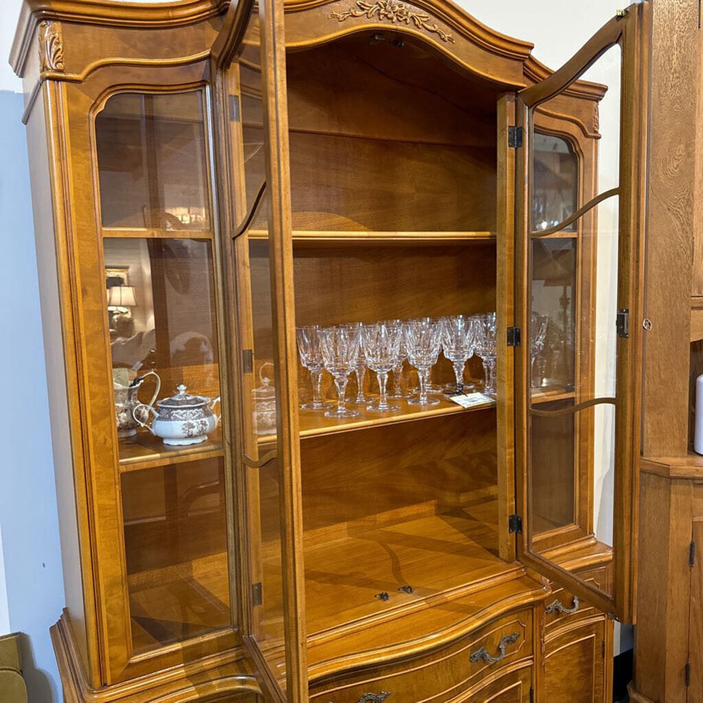 1940s Traditional Dining Room Table with 6 Chairs and China Cabinet