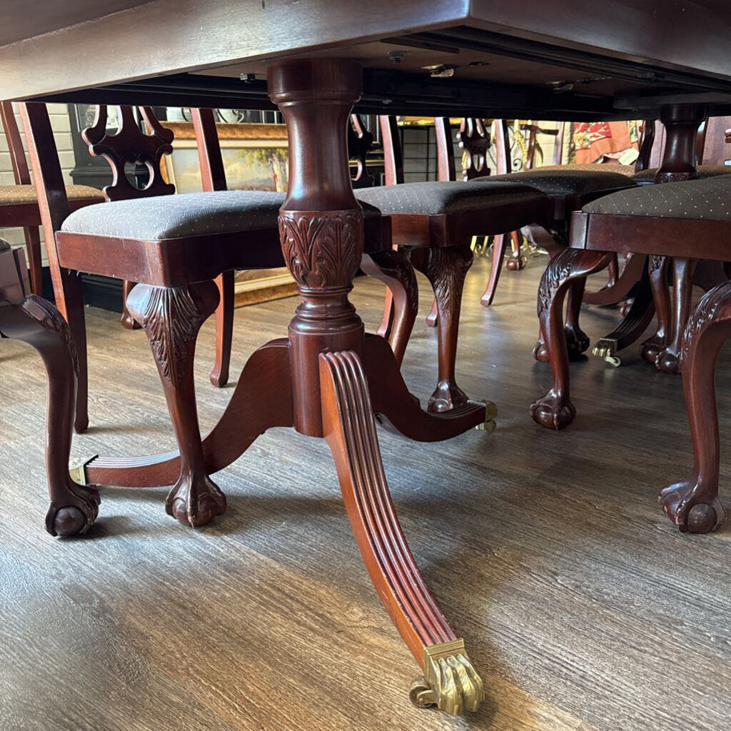 Georgian Style Dining Table with 12 Chairs