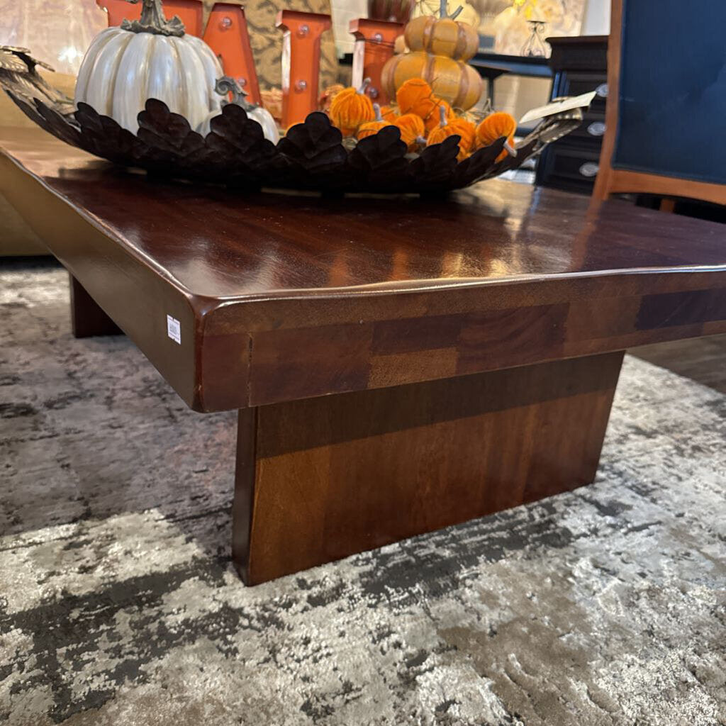 Southcone Wooden Cocktail Table