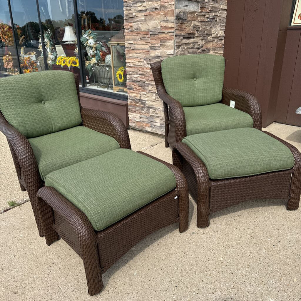 Orig. Price $1,899 - Sawyer 6-Piece Patio Seating Set