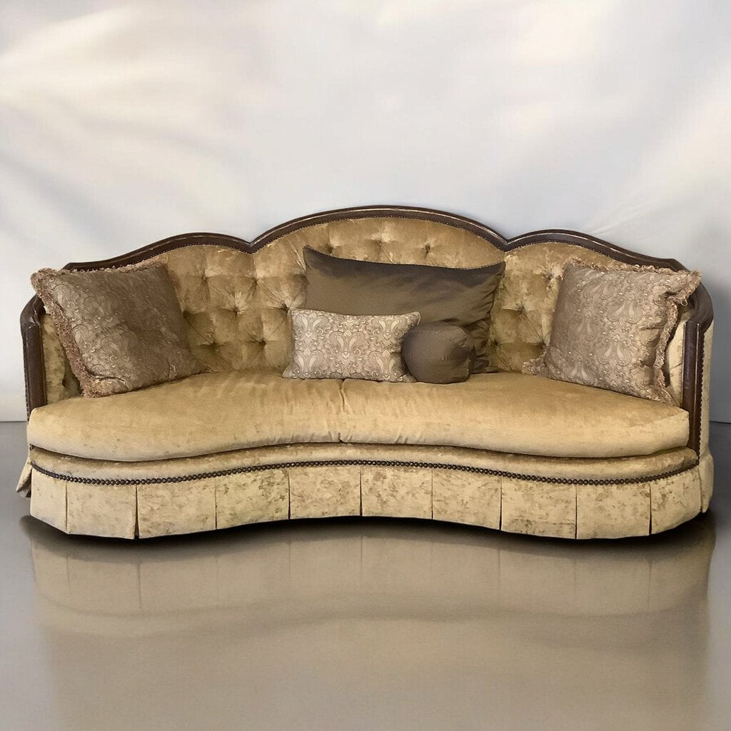 Curved Sofa w/ 6 Pillows