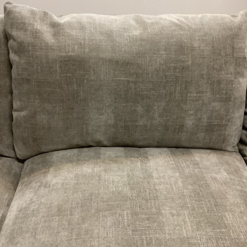 (BRAND NEW) Performance Fabric Sofa w/ Chaise