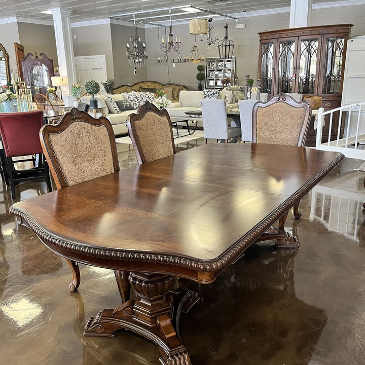 Orig Price $10045 - Dining Table w/ 8 Chairs, 3 Leaves, & Pads