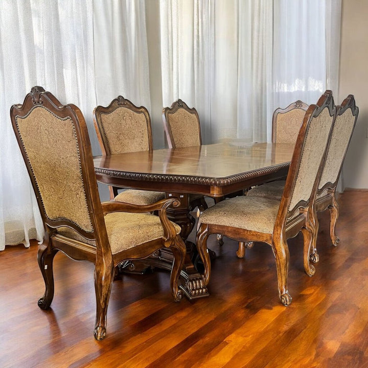 Orig Price $10045 - Dining Table w/ 8 Chairs, 3 Leaves, & Pads
