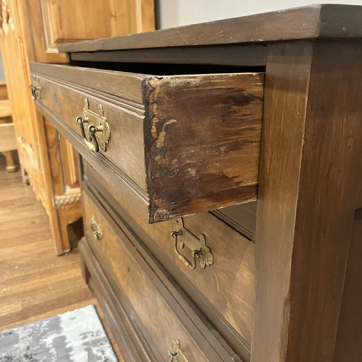 Orig Price $600 - 3 Drawer Dresser