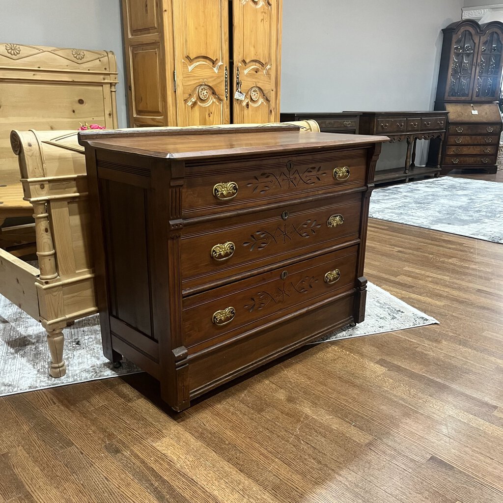 Orig Price $900 - 3 Drawer Dresser