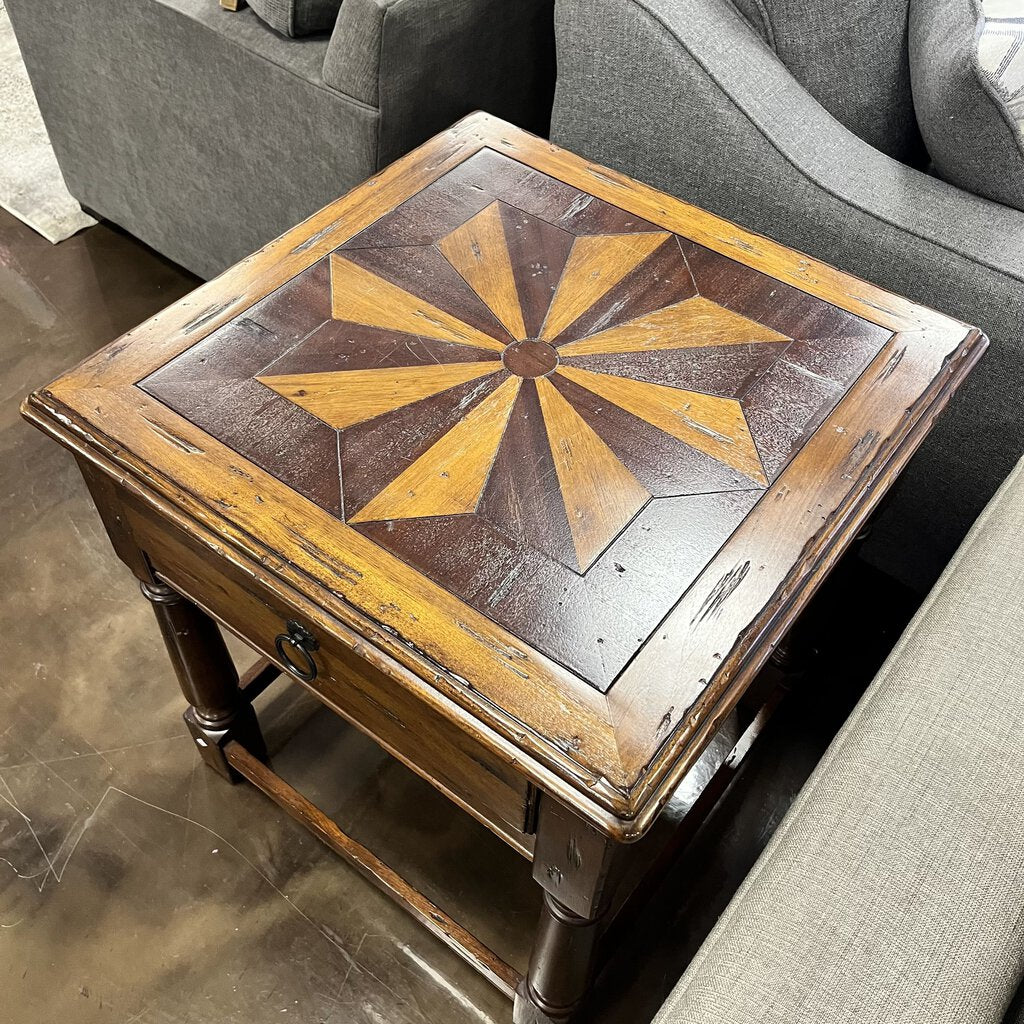 End Table w/ Drawer
