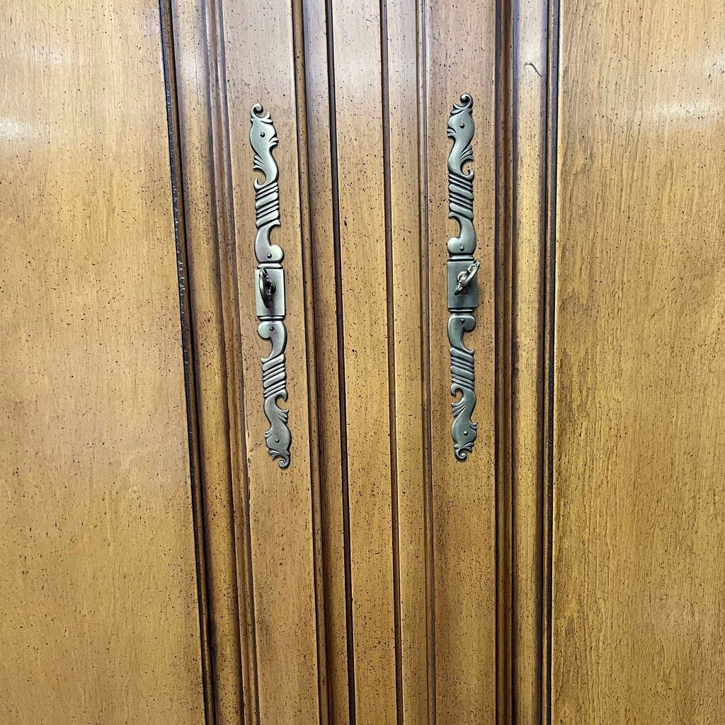 Armoire