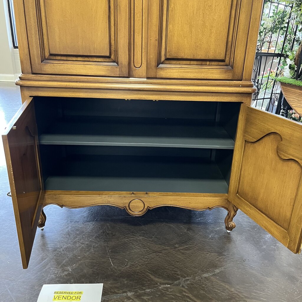 Armoire